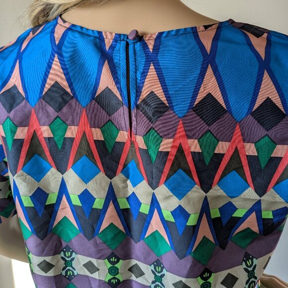 J. Crew Top Women's Size 2 Colorful 100% Silk Geometric Patterned Short Sleeve - Picture 4 of 16